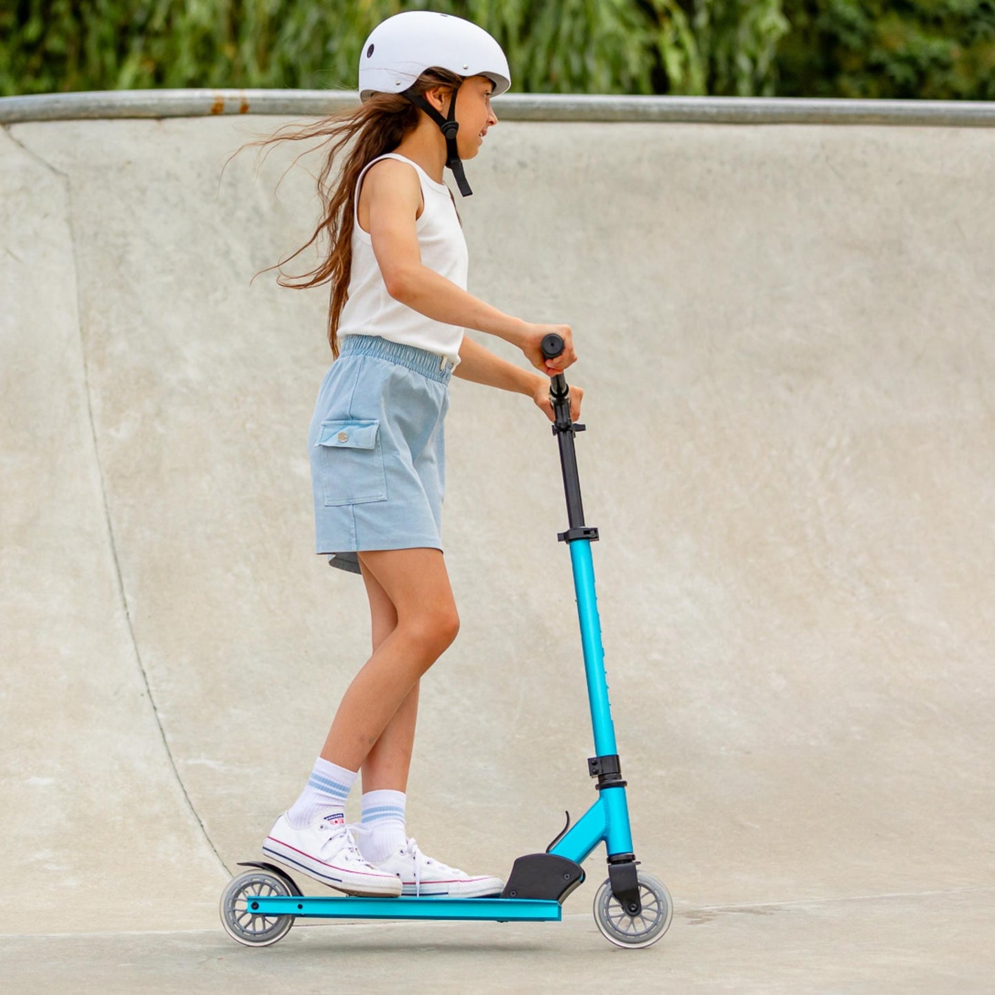 Black - Deluxe 2 Wheel Scooter - mezetto
