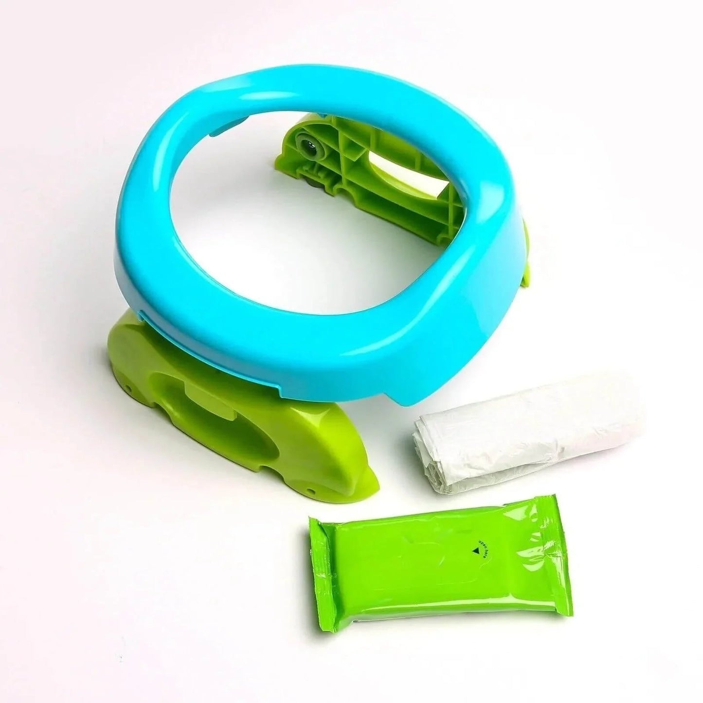baby plus Portable Potty with Wipes & Disposable Nappy Bags - mezetto ebebek ebebek