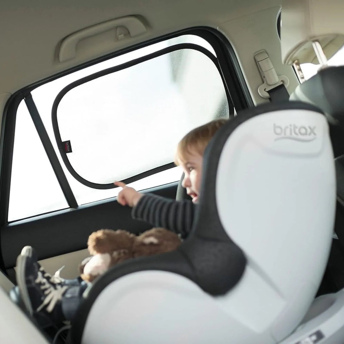 Britax Römer Easy Cling Window Shade - Black - mezetto ebebek ebebek