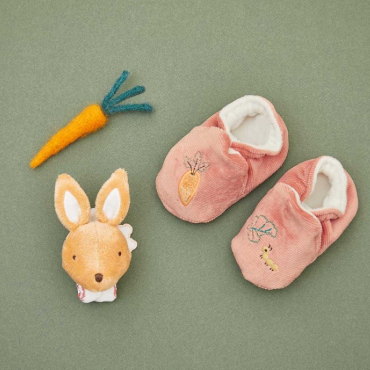 Kaloo Rattle & Slippers - Rabbit - mezetto ebebek ebebek
