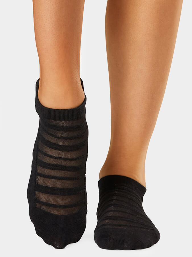 Tavi Savvy Breeze Grip Socks - mezetto Shopify Collective Yoga Studio Store