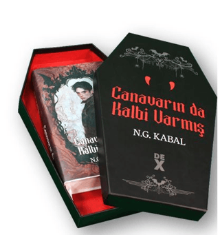 Canavarın da Kalbi Varmış (Kutulu - Ciltli) Vampir 1 - Dex Yayınevi Kitap