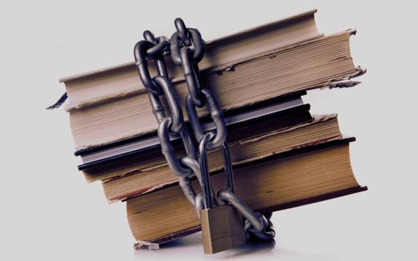 Kitap Yasakları Tartışması Büyürken: Çocuklara ve Gençlere Ne Okutacağımıza Nasıl Karar Veriyoruz? - mezetto