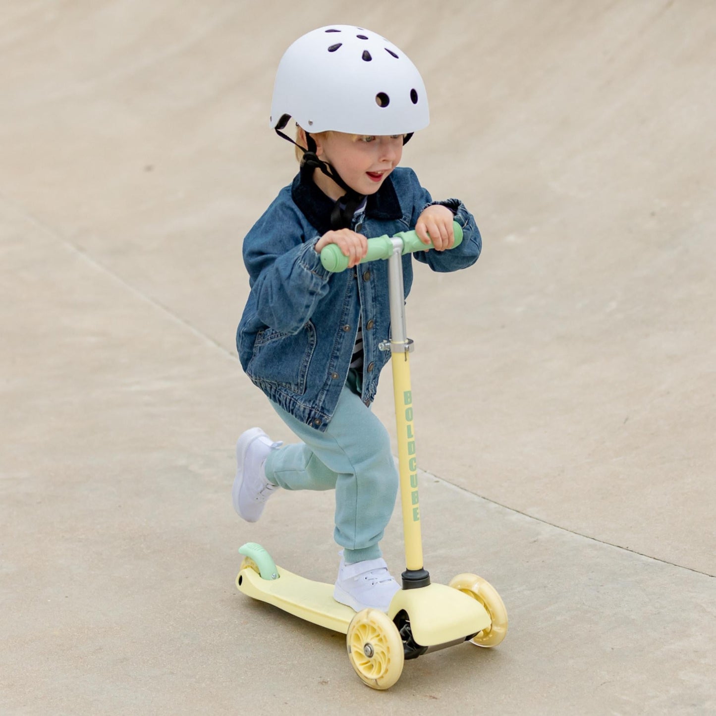 Lemon - Teeny 3 Wheel Scooter - mezetto