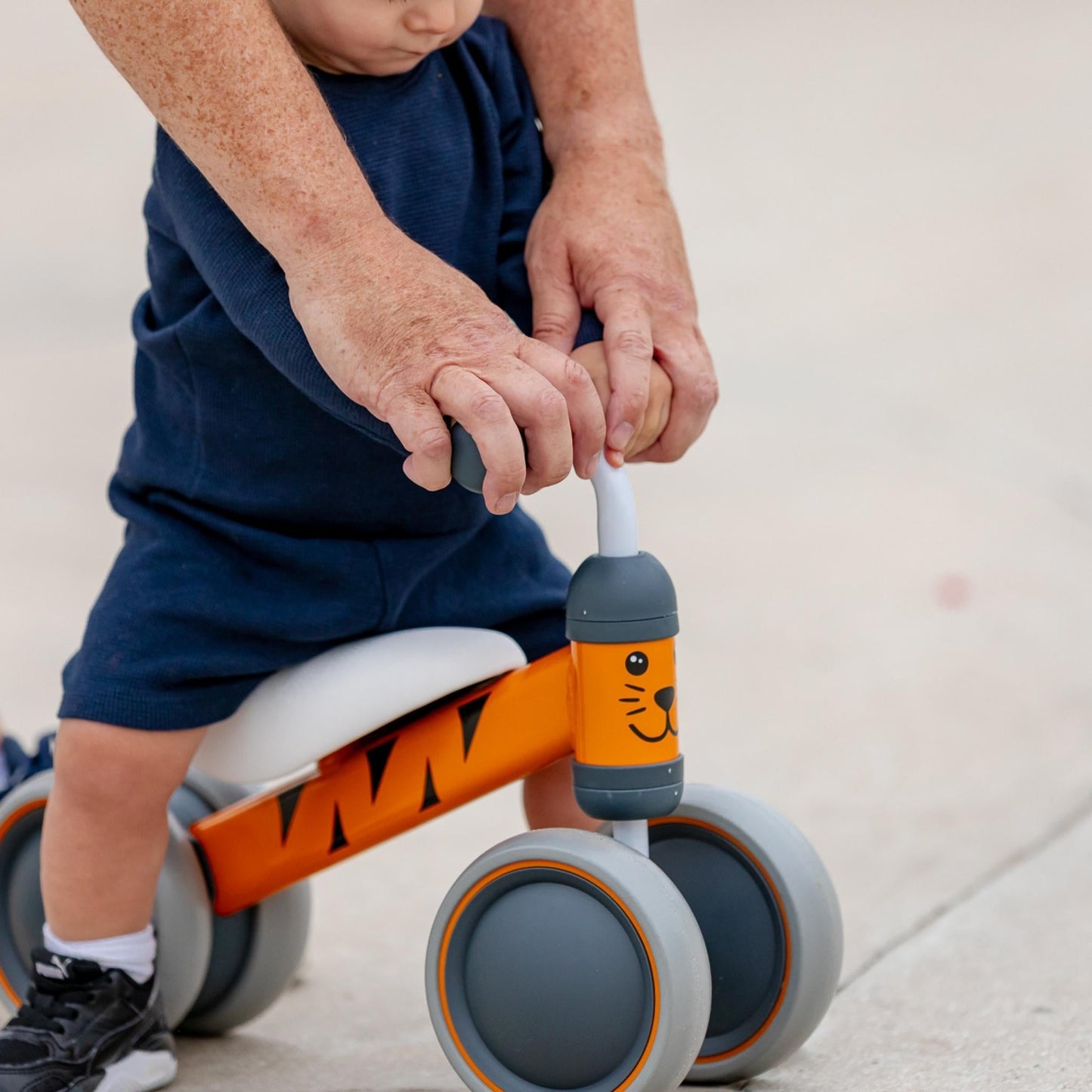 Bertie Frog - Baby Balance Bike - mezetto