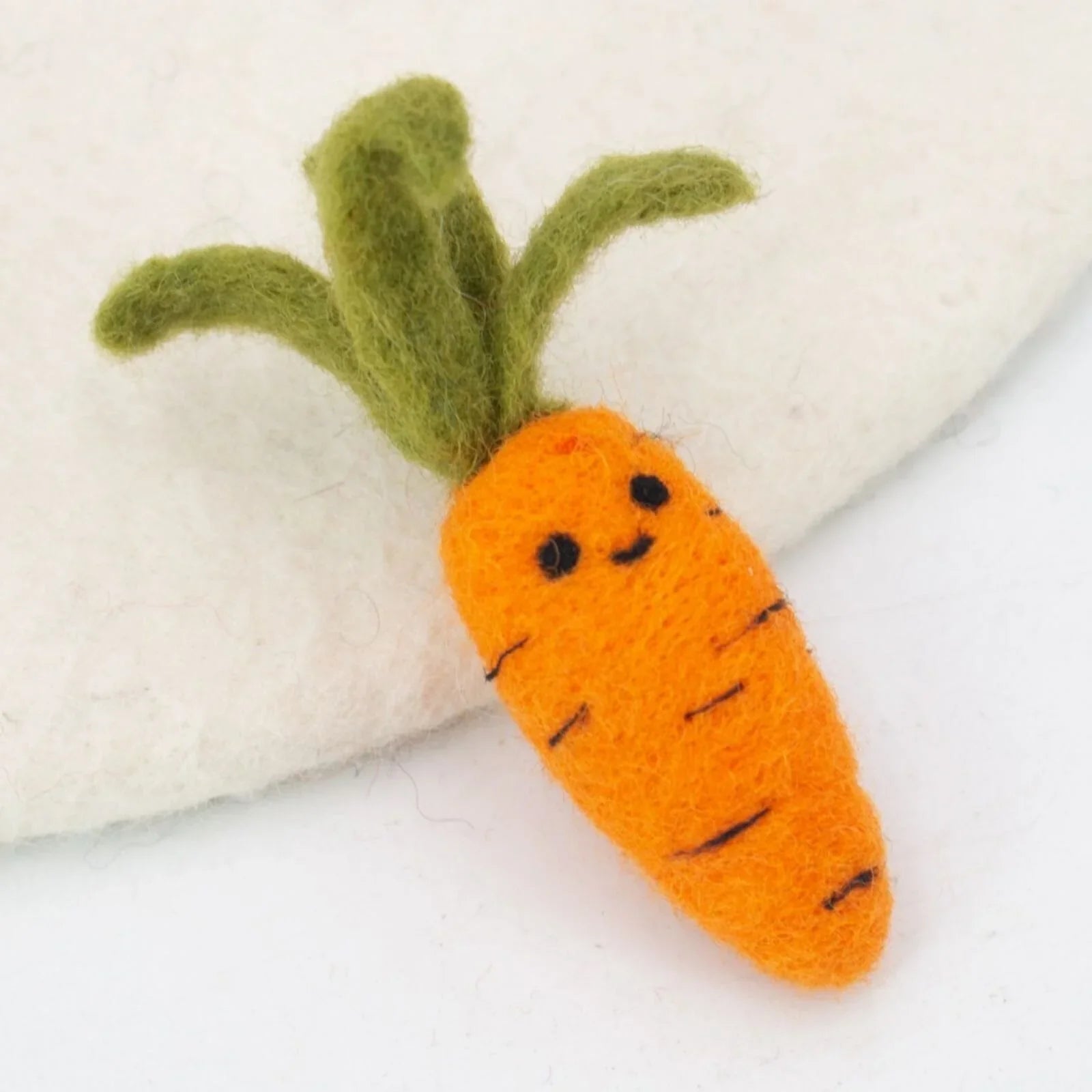 Amica Felt Carrot Toy 15cm - mezetto ebebek ebebek