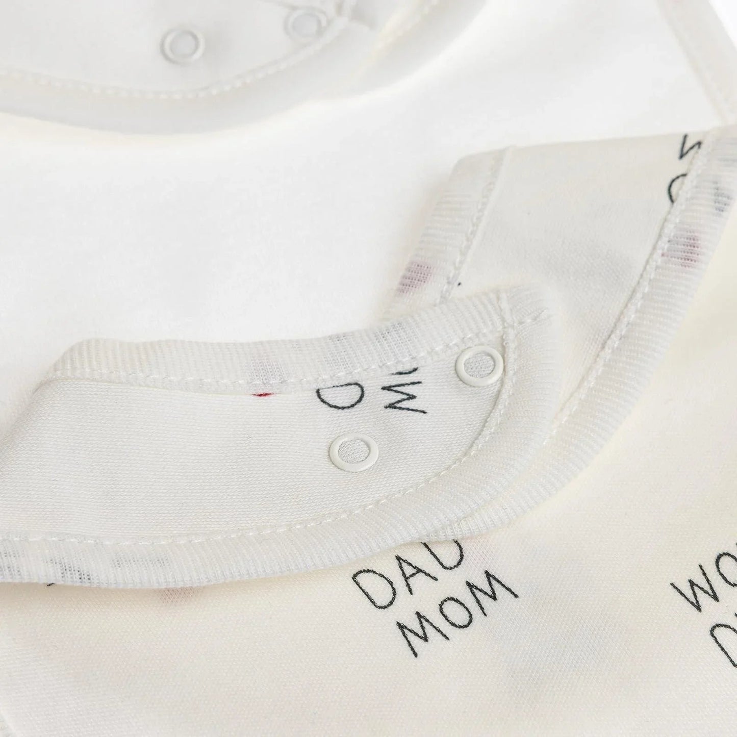 baby me I Love Mom Dad Baby Bib Pack of 2 - mezetto ebebek ebebek