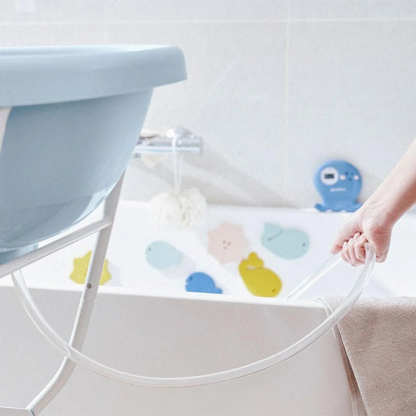 Badabulle Whale Bath Tub Stand & Drain Pipe - mezetto ebebek ebebek