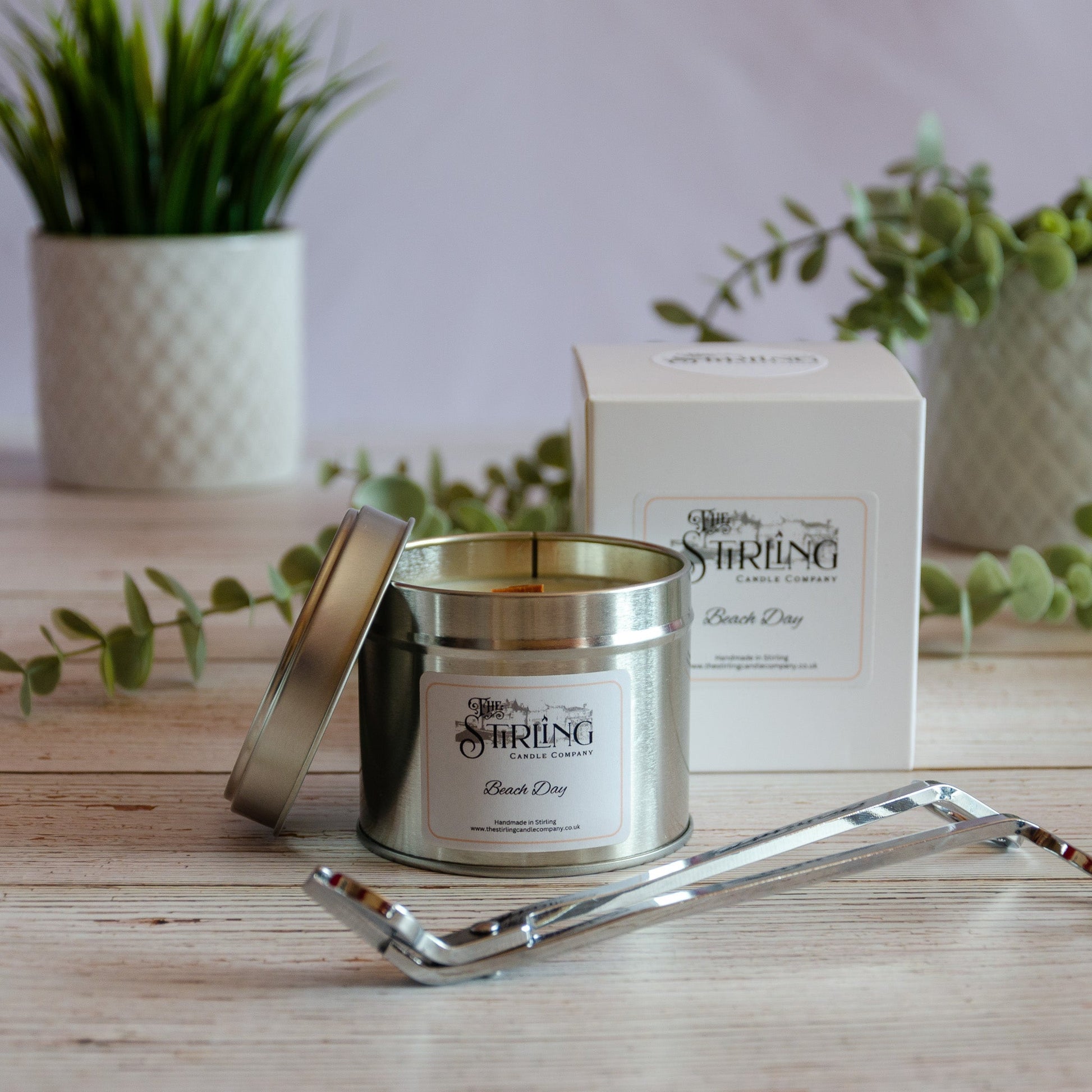 Beach Day - Travel Tin Candle - Wooden Wick - mezetto Shopify Collective The Stirling Candle Company