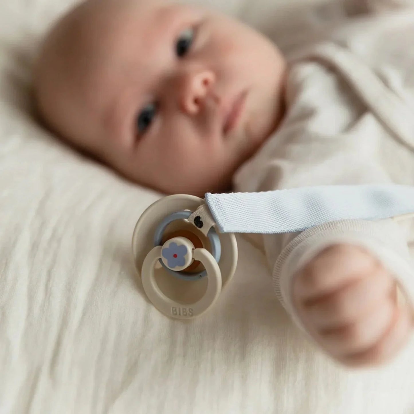 BIBS Soother Clip Ribbon - Sand - mezetto ebebek ebebek