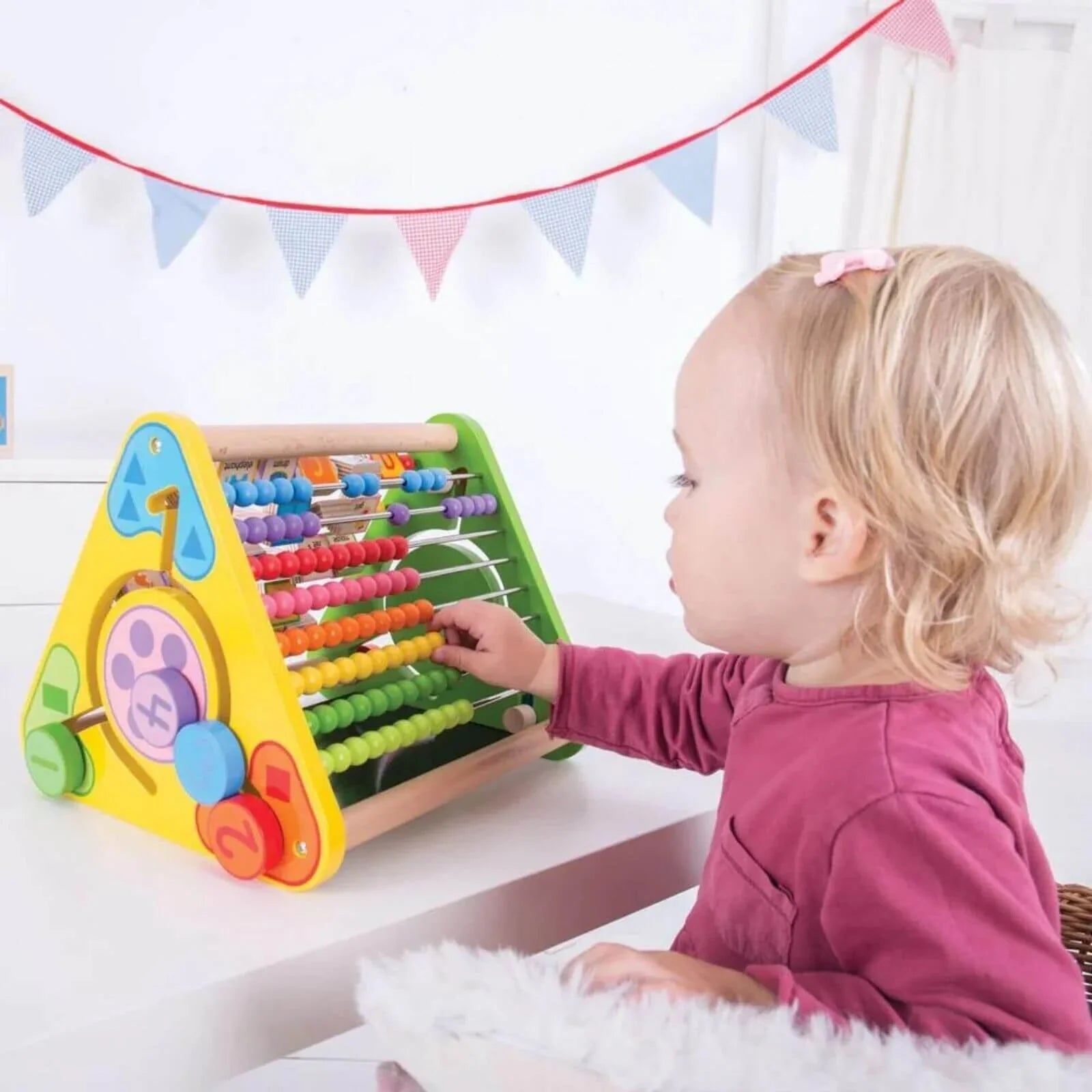 Bigjigs Toys Triangular Activity Centre - mezetto ebebek ebebek