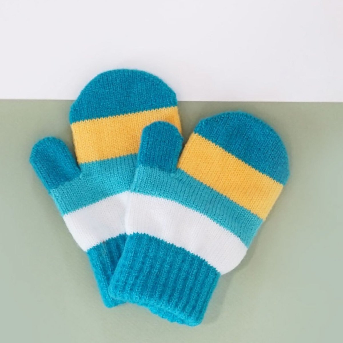 Blade & Rose Bright Striped Mittens 2 - 6 Years Blue/Red/Yellow - mezetto ebebek ebebek