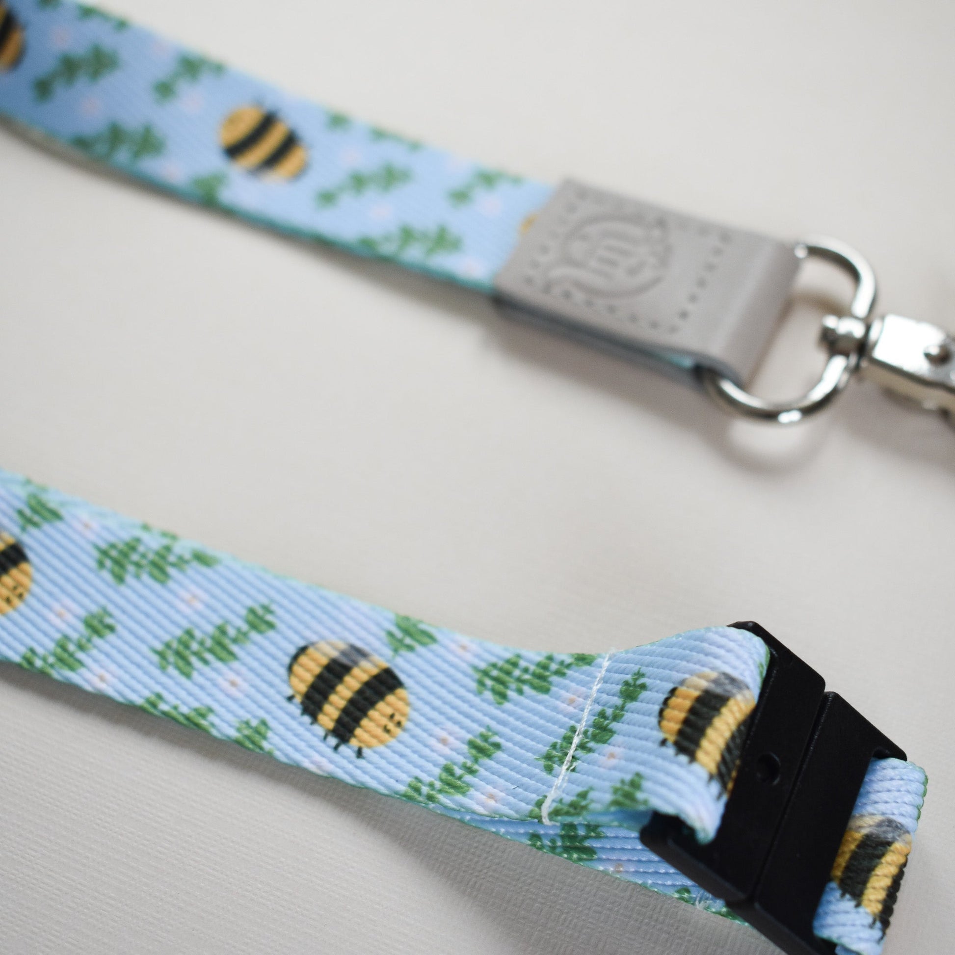Bumble Summer - mezetto Lunamise Lunamise