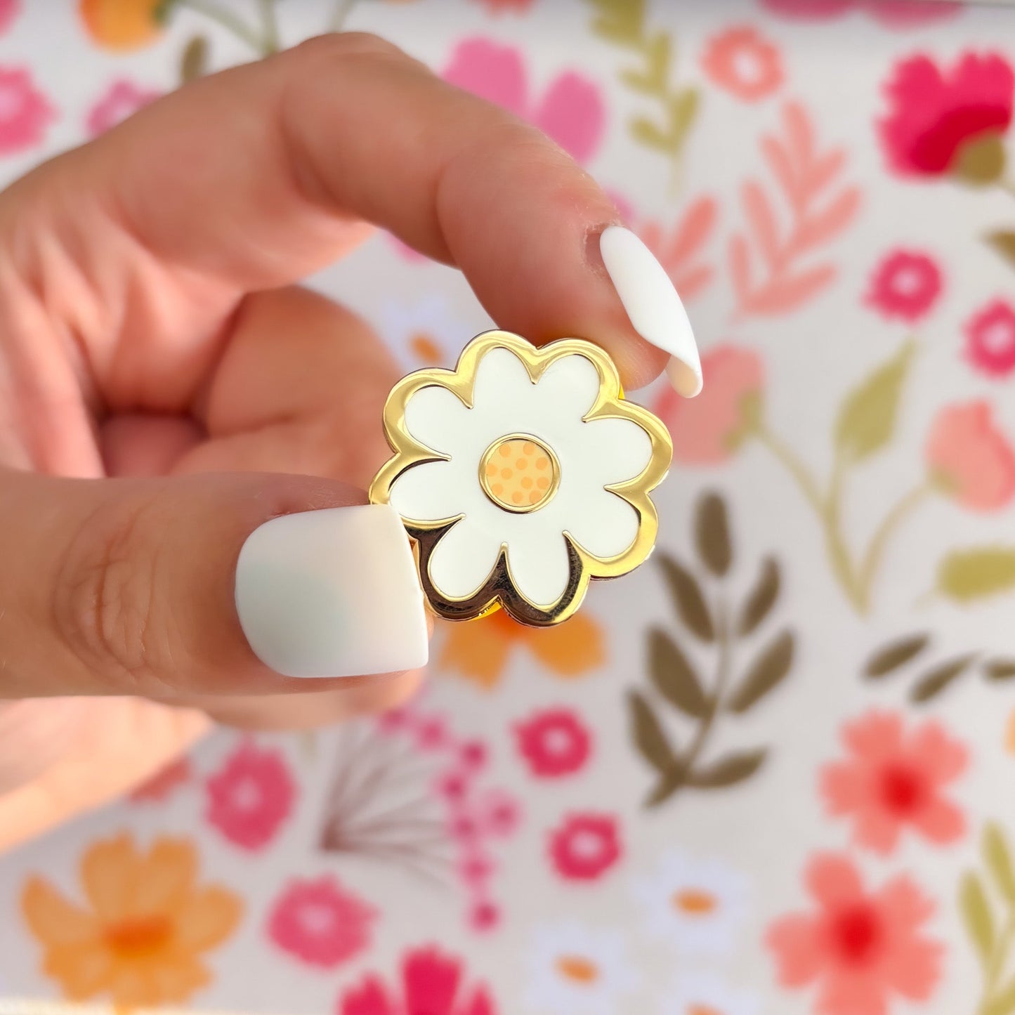Bumble Summer Pin Set - mezetto Lunamise Lunamise