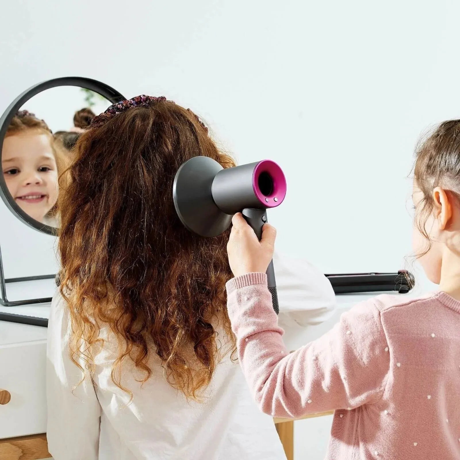 Casdon Dyson Toy Hairdryer Set - mezetto ebebek ebebek