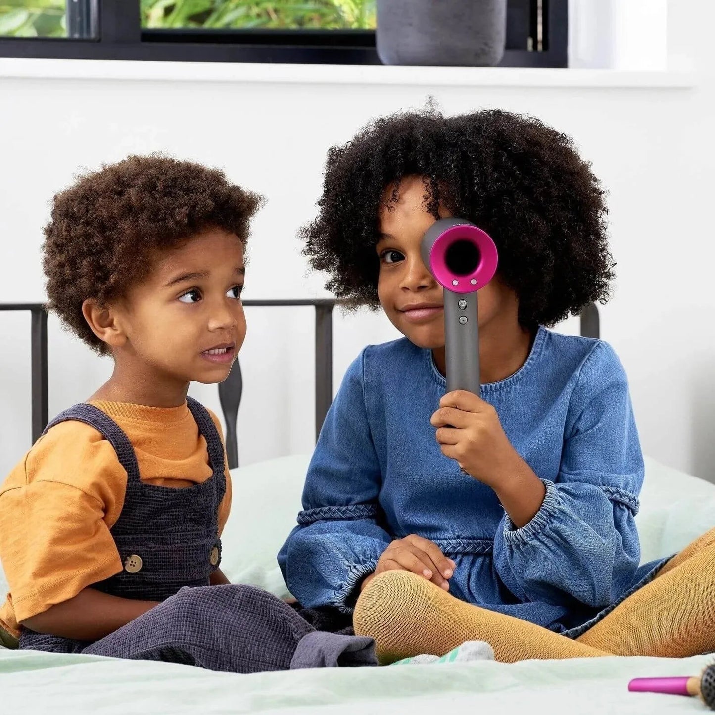 Casdon Dyson Toy Hairdryer Set - mezetto ebebek ebebek