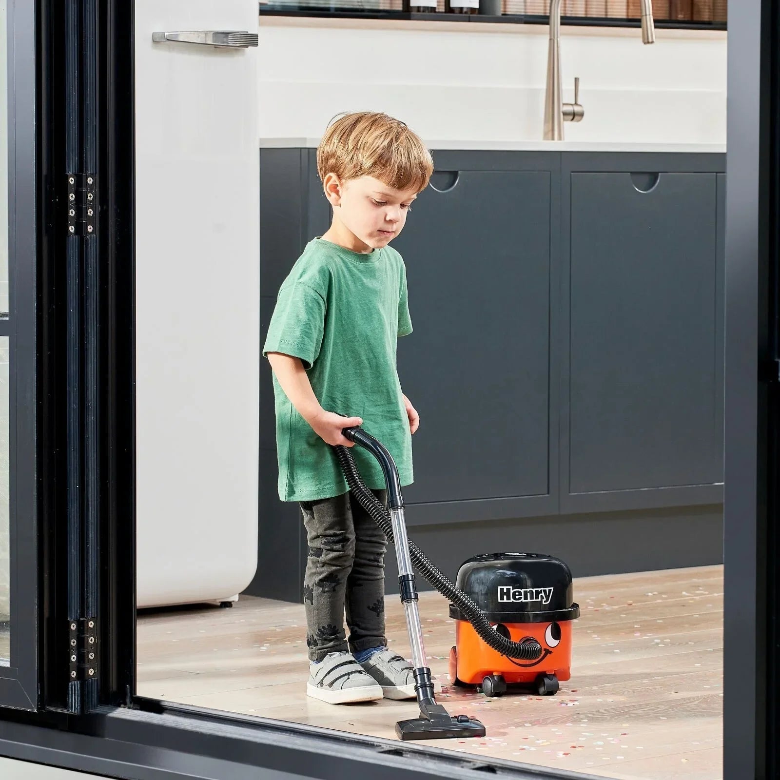 Casdon Henry Vacuum Cleaner - mezetto ebebek ebebek