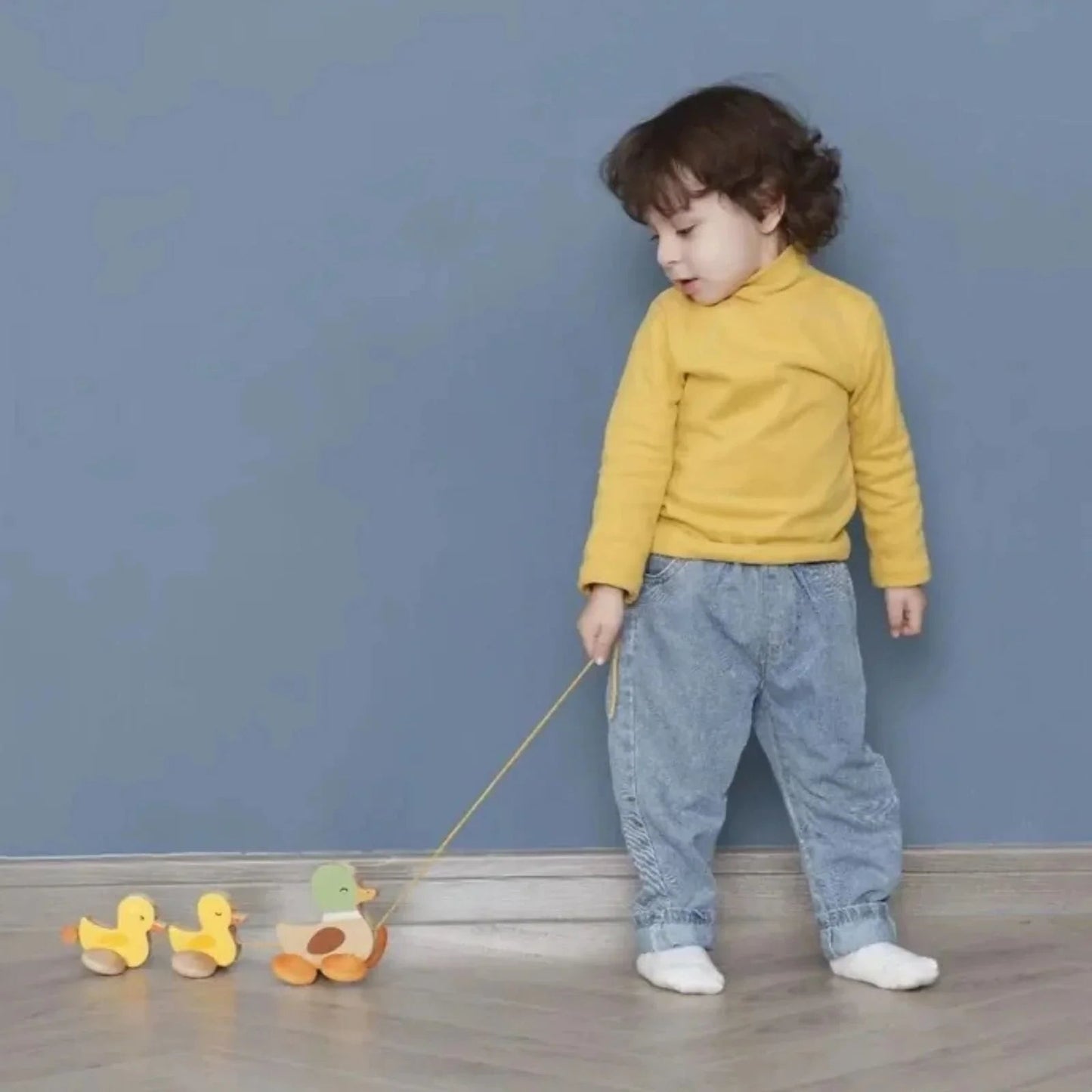 Classic World Paddling Pull Along Duck - mezetto ebebek ebebek