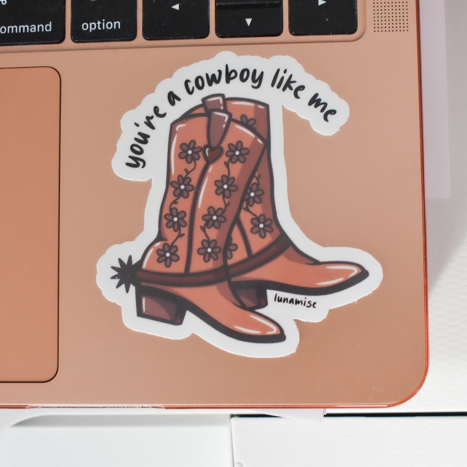 Cowboy Like Me - mezetto Lunamise Lunamise