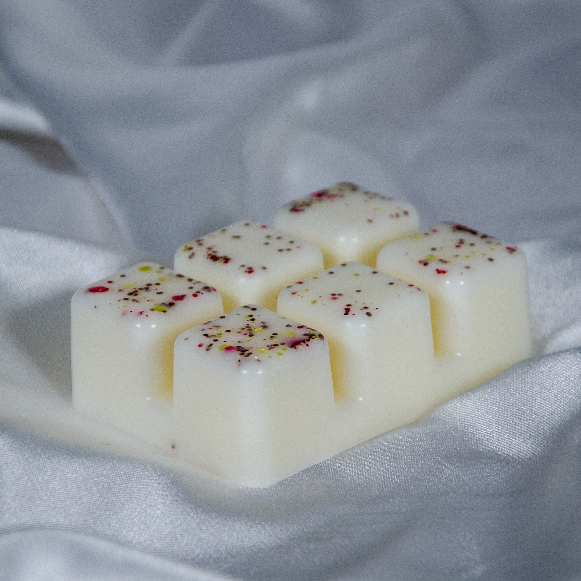 Crackling Log Fire - Wax Melt Clamshell - mezetto Shopify Collective The Stirling Candle Company