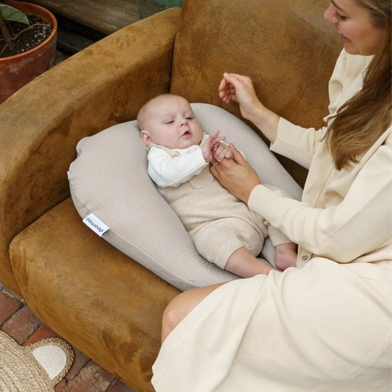 Doomoo Softy Muslin Nursing Pillow - Jersey Sand - mezetto ebebek ebebek