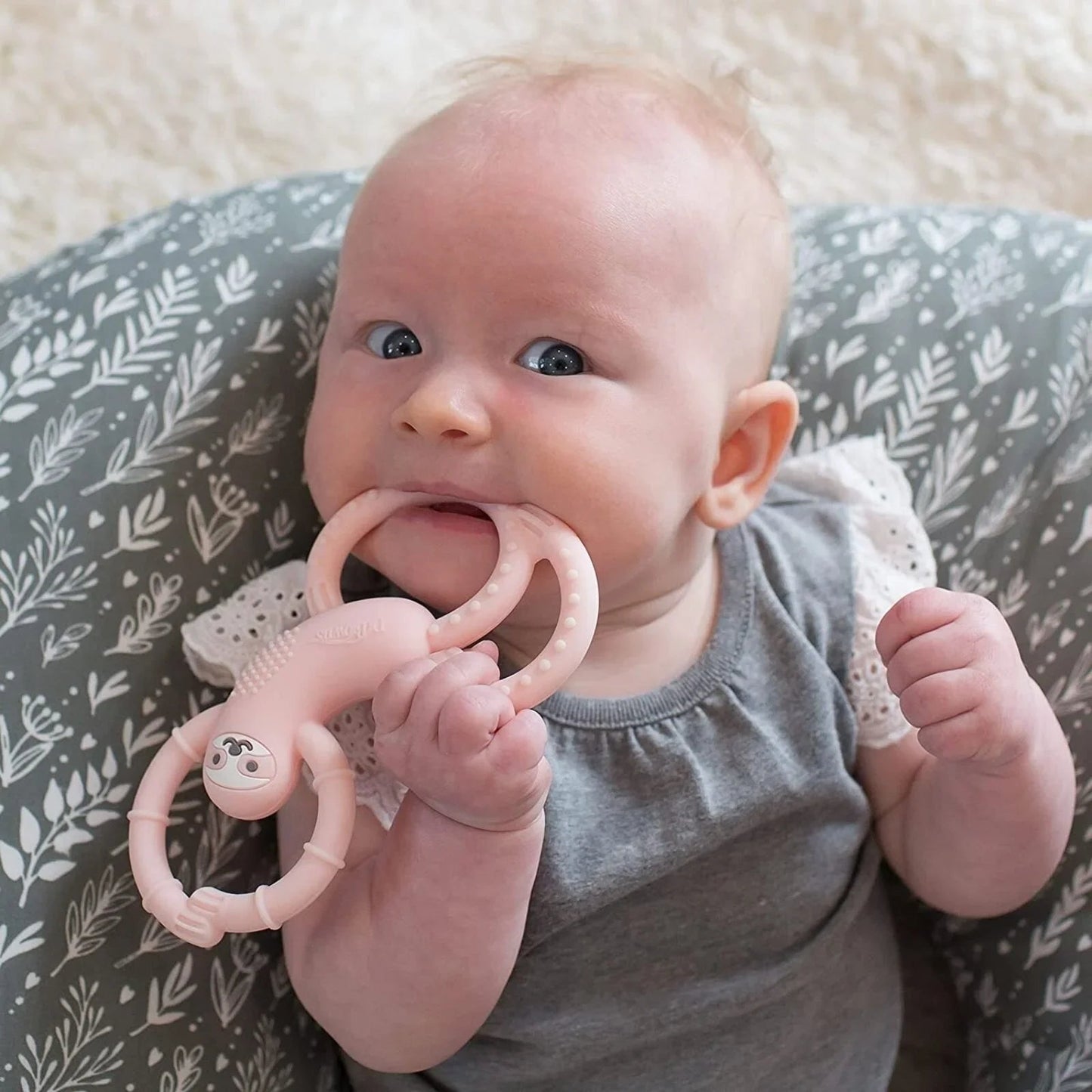 Dr. Brown's Sloth Long Limbed Teether 3+ months - Pink - mezetto ebebek ebebek