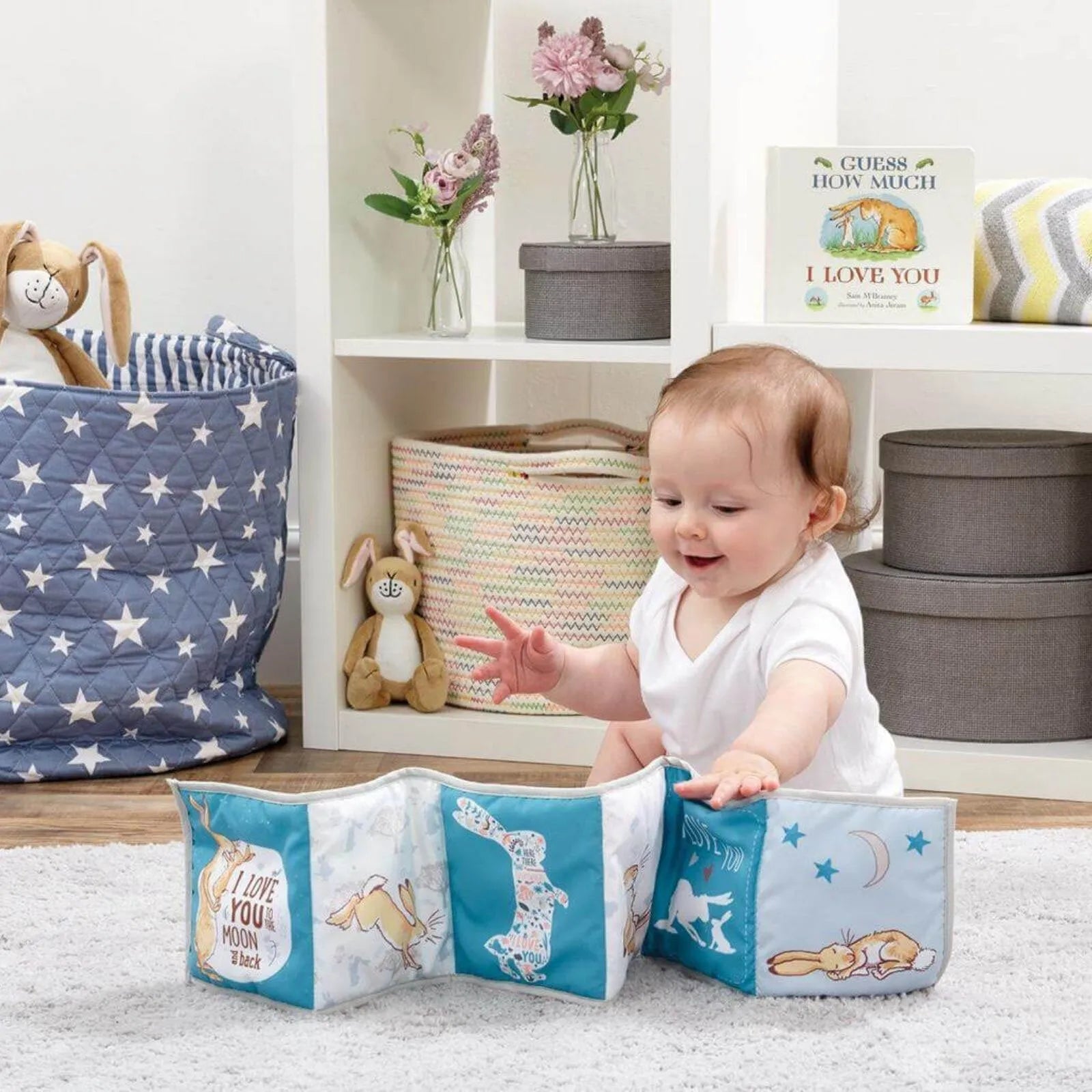 Guess How Much I Love You Unfold & Discover Activity Toy - mezetto ebebek ebebek