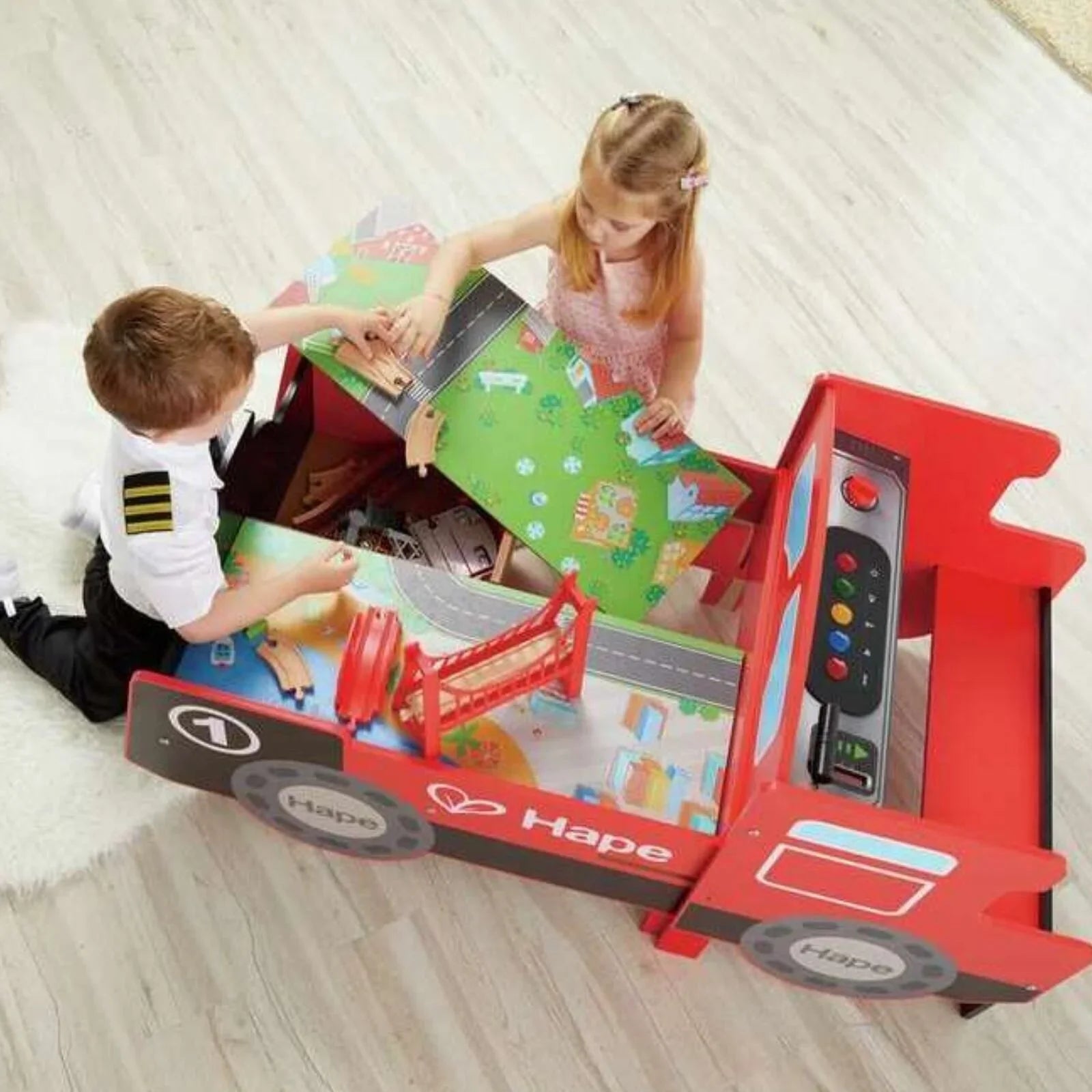 Hape No.1 Engine Table - mezetto ebebek ebebek