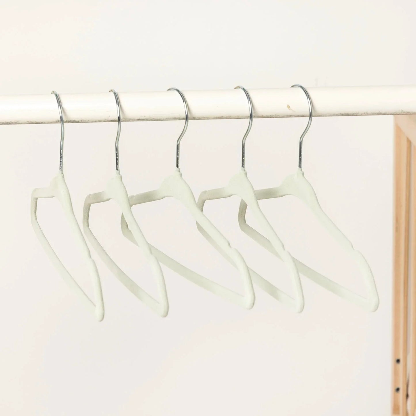 HelloBaby Velvet 5 pcs Hangers - Light Green - mezetto ebebek ebebek