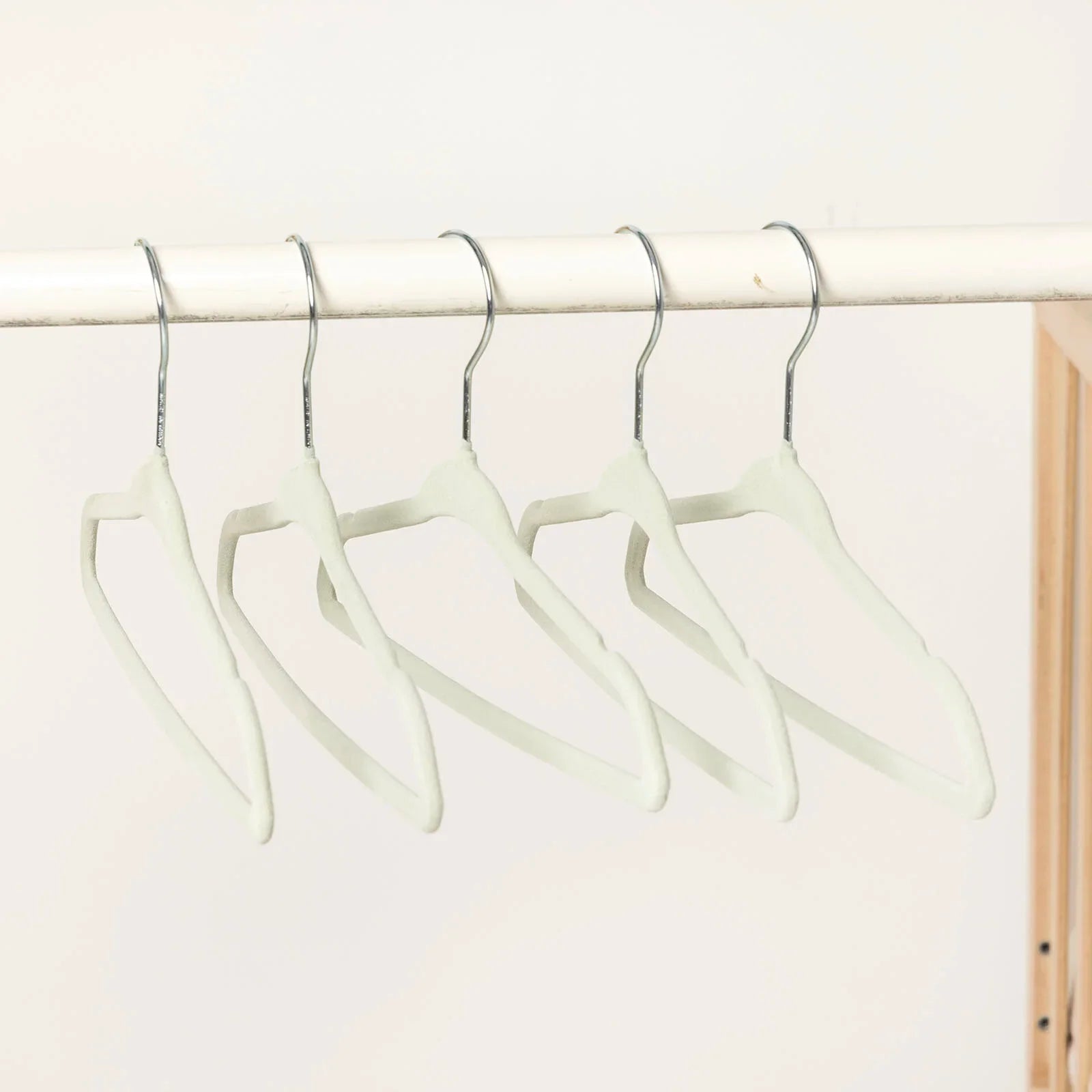 HelloBaby Velvet 5 pcs Hangers - Light Green - mezetto ebebek ebebek