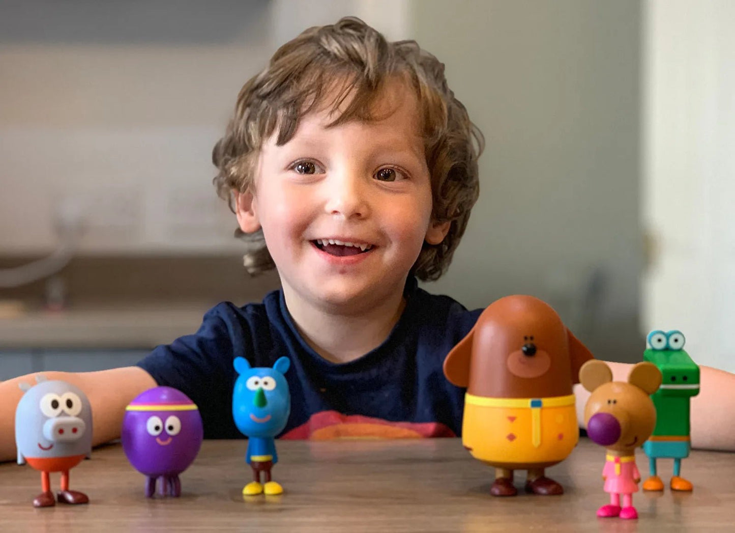 Hey Duggee Figurine Set - mezetto ebebek ebebek