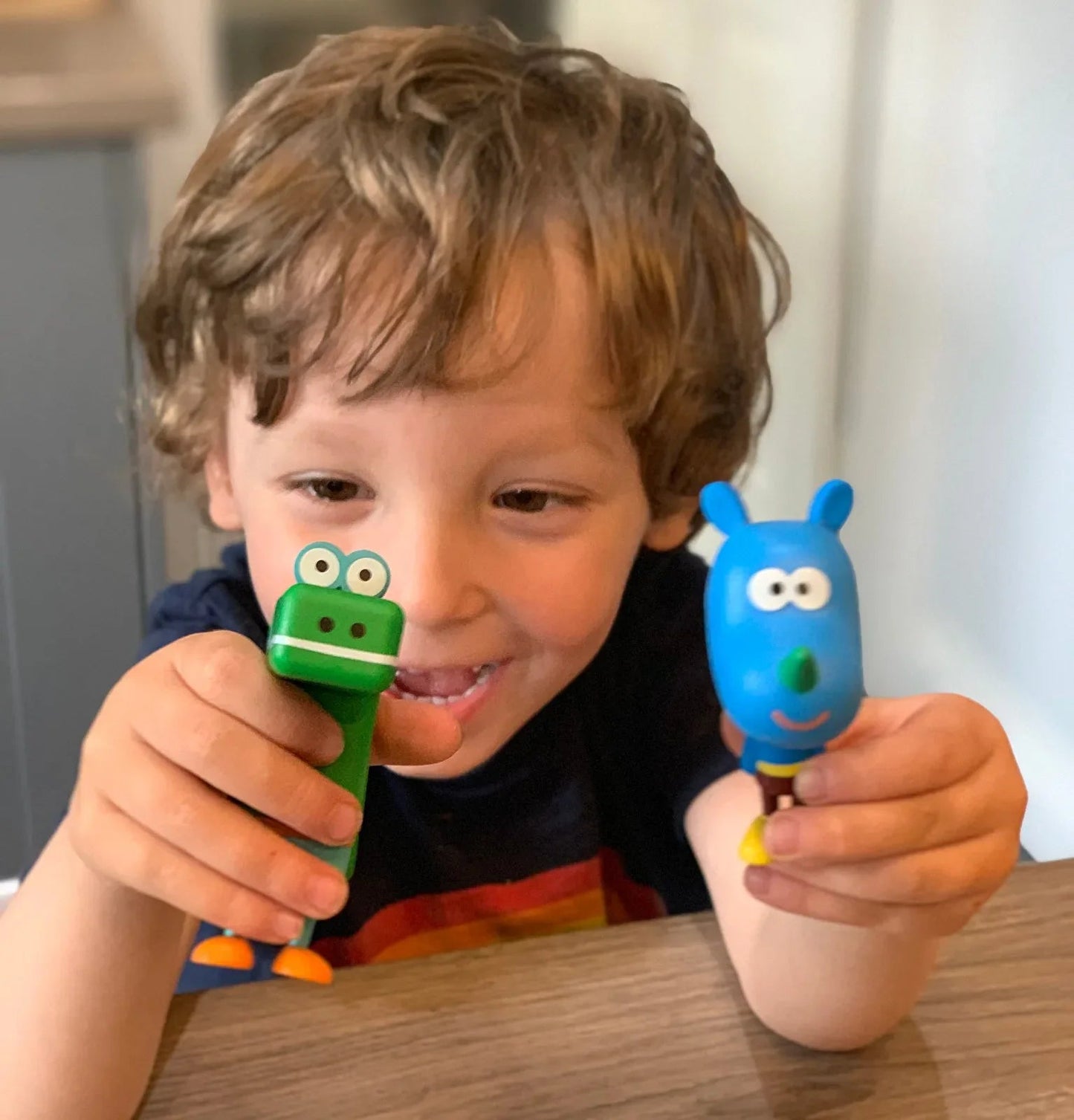 Hey Duggee Figurine Set - mezetto ebebek ebebek
