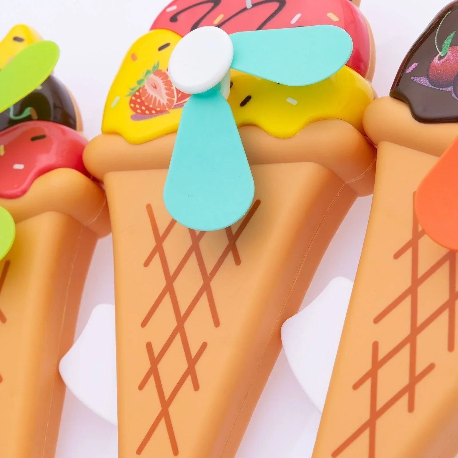 HZTB Ice Cream Big Hand Fan Assorted - mezetto ebebek ebebek