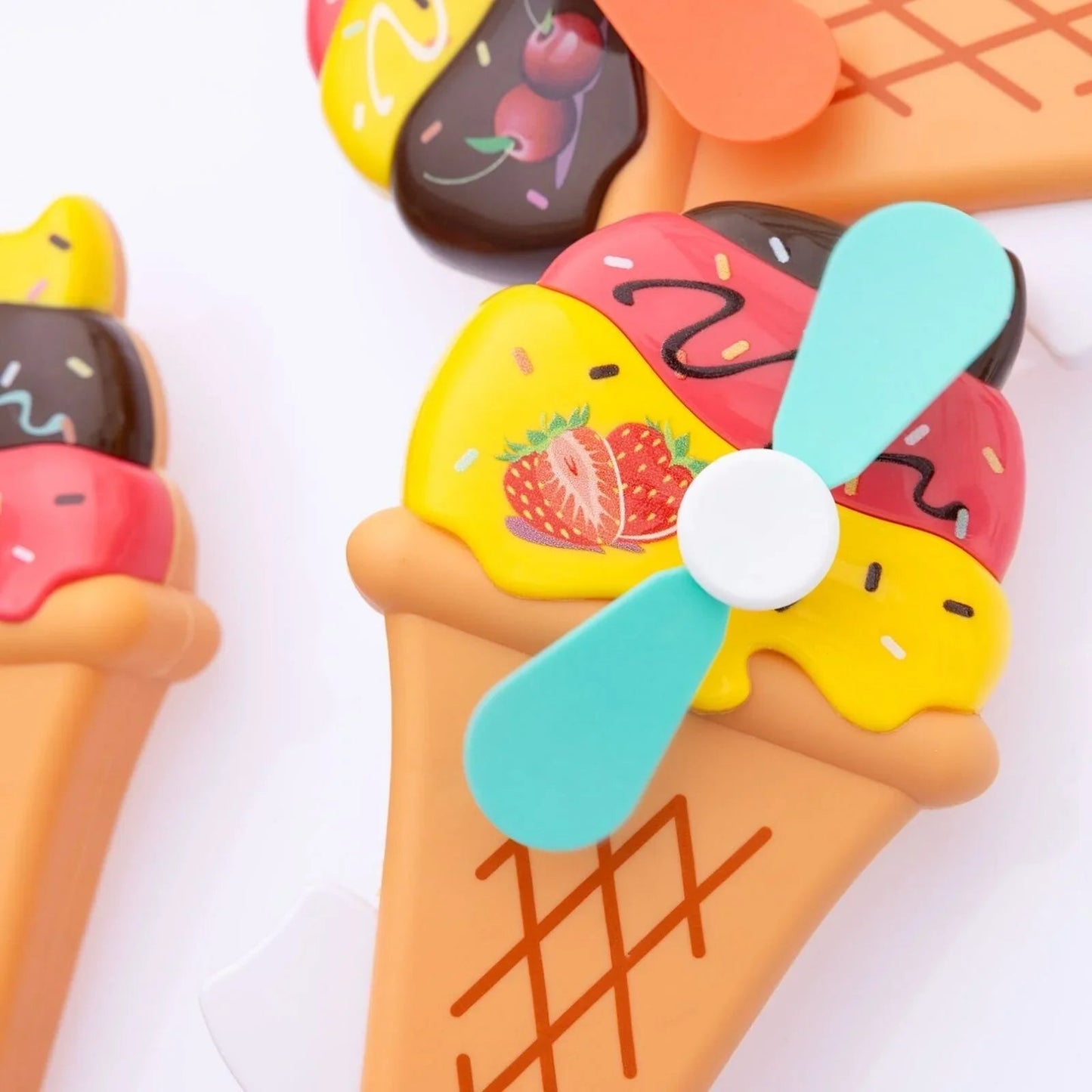 HZTB Ice Cream Big Hand Fan Assorted - mezetto ebebek ebebek