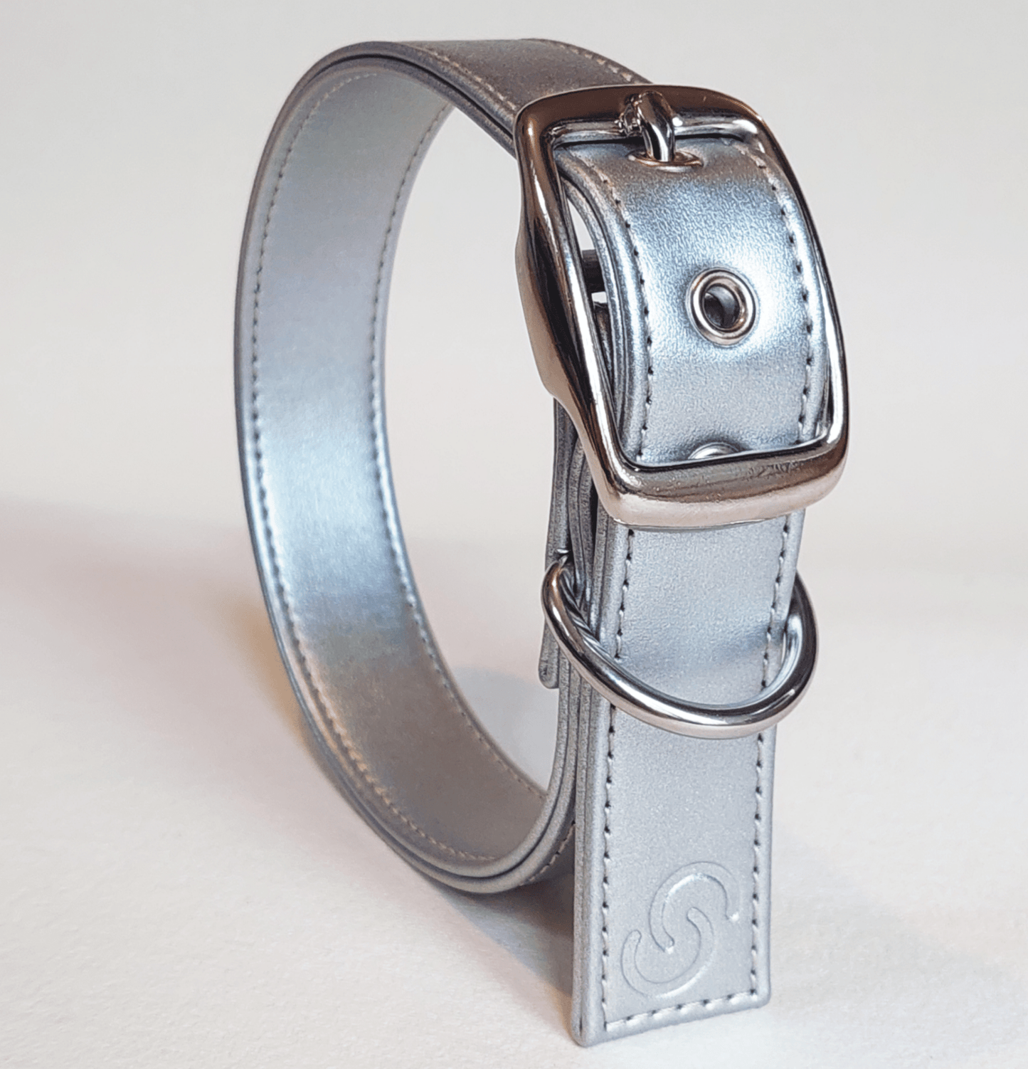 Silver apple leather dog collar - mezetto