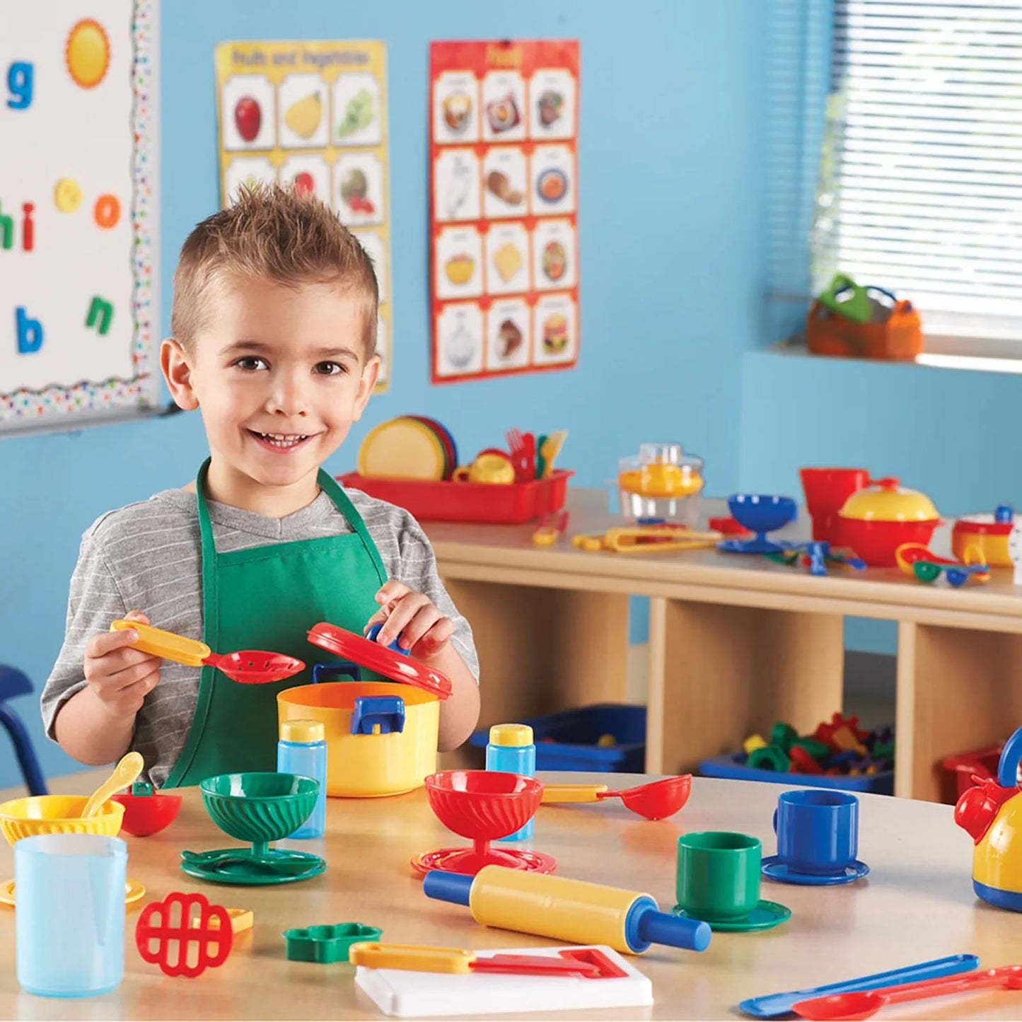 Learning Resources Pretend & Play Great Value Kitchen Set - mezetto ebebek ebebek