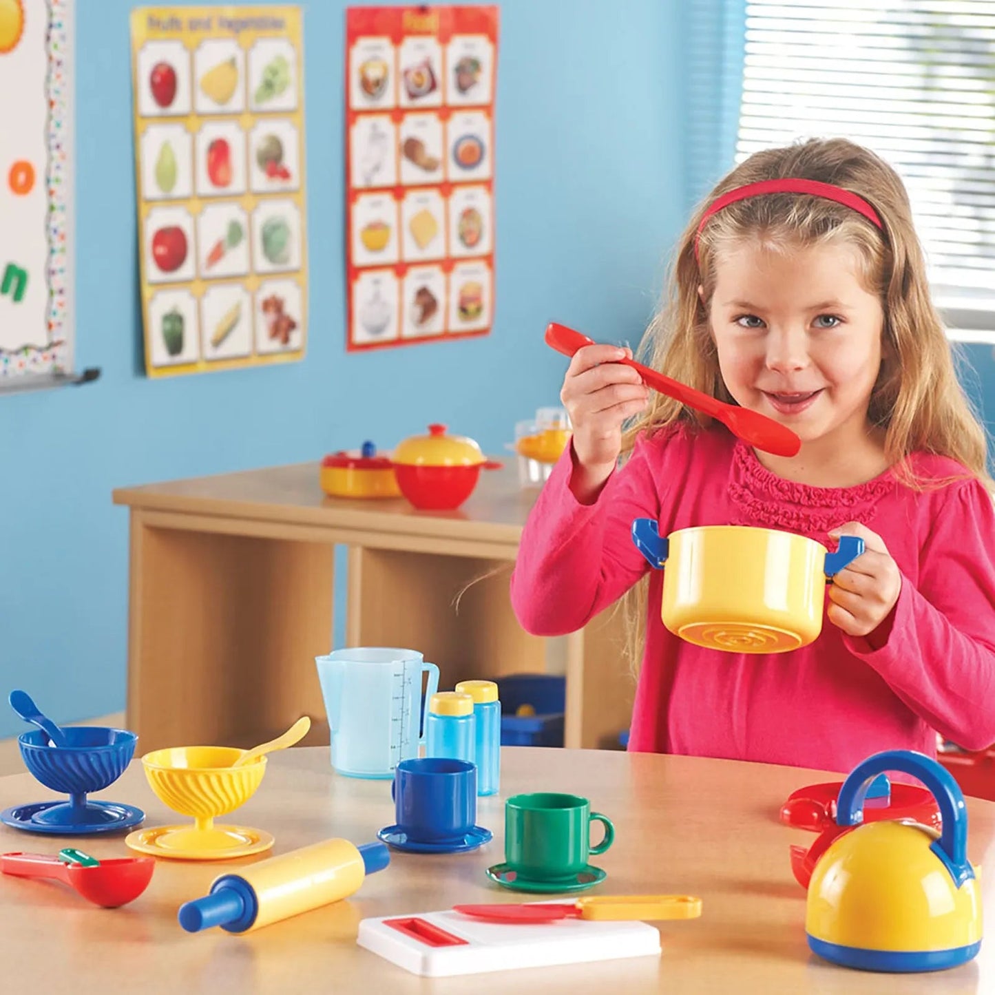 Learning Resources Pretend & Play Great Value Kitchen Set - mezetto ebebek ebebek