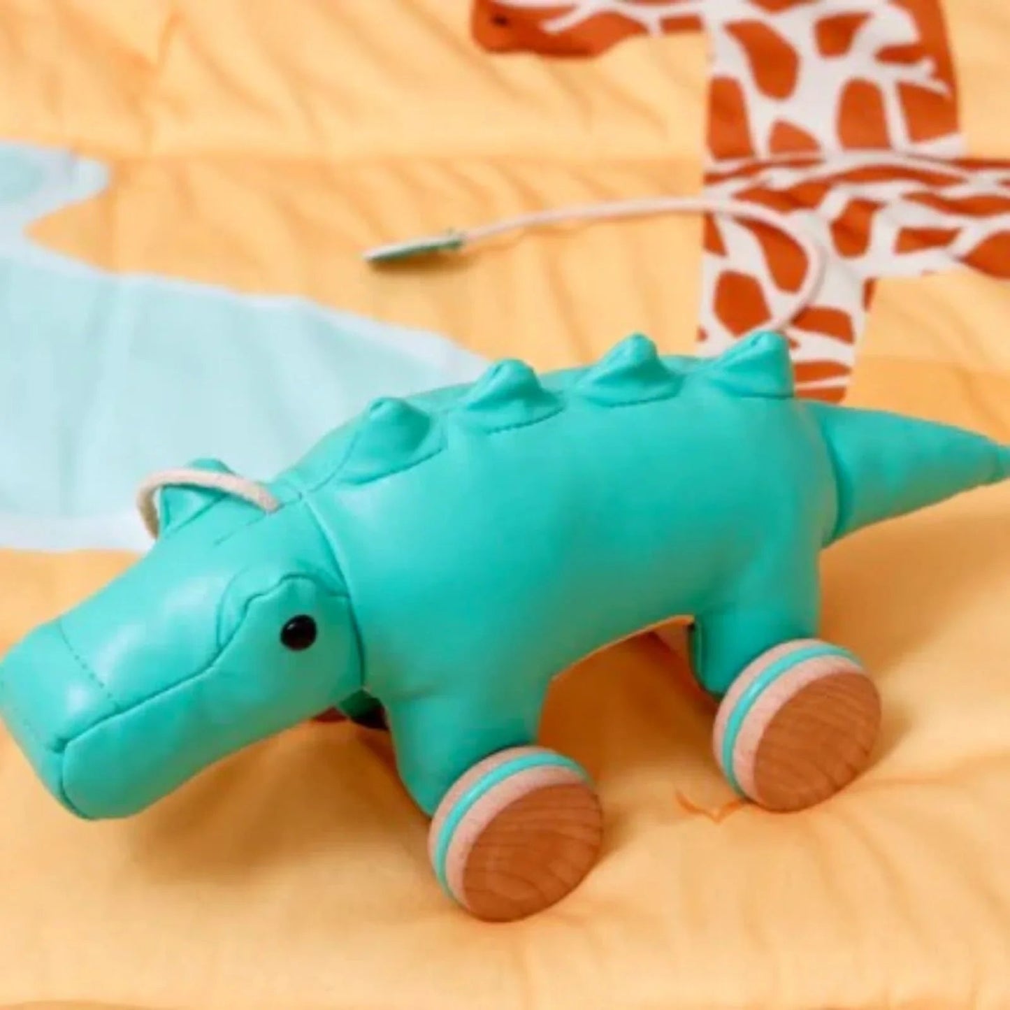 Little Big Friends Pull Along - Achille the Crocodile - mezetto ebebek ebebek