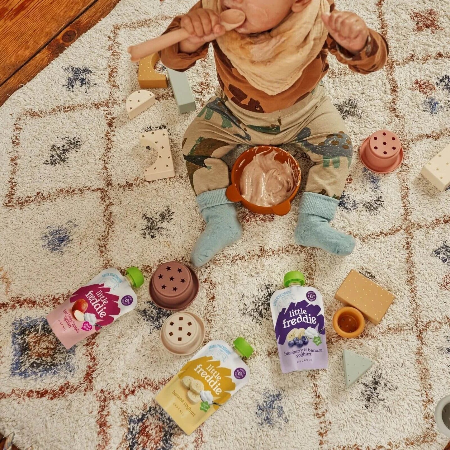Little Freddie Organic Blueberry & Banana Greek Style Yoghurt Baby Food Pouch 6+ months 100g - mezetto ebebek ebebek