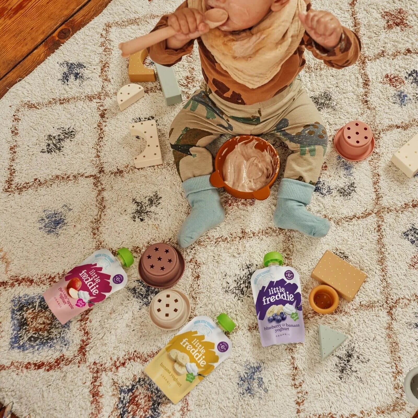 Little Freddie Organic Blueberry & Banana Greek Style Yoghurt Baby Food Pouch 6+ months 100g - mezetto ebebek ebebek