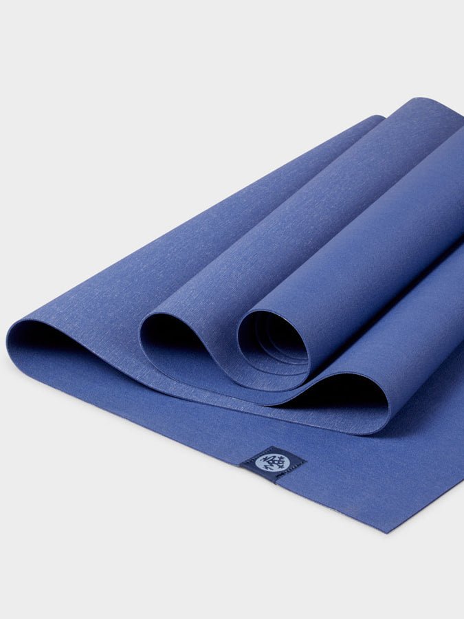 Manduka eKO SuperLite Travel Yoga Mat 1.5mm - mezetto Shopify Collective Yoga Studio Store