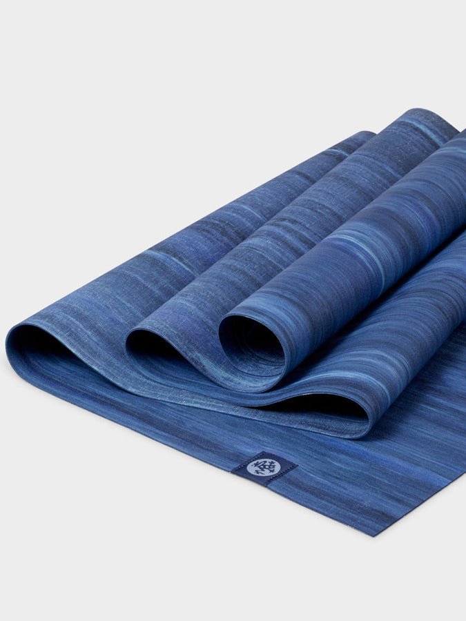 Manduka eKO SuperLite Travel Yoga Mat 1.5mm - mezetto Shopify Collective Yoga Studio Store