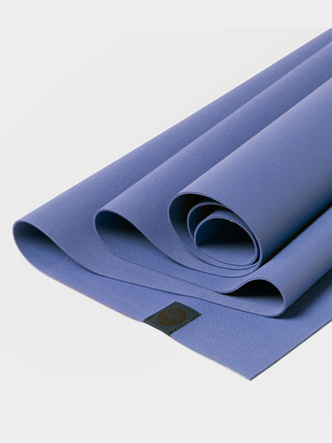 Manduka eKO SuperLite Travel Yoga Mat 1.5mm - mezetto Shopify Collective Yoga Studio Store