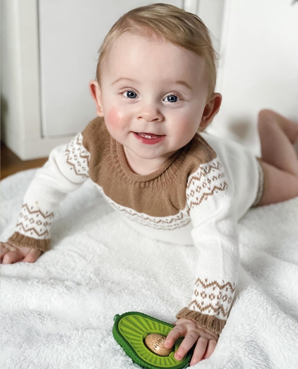 Nuby Avocado Teether - mezetto ebebek ebebek