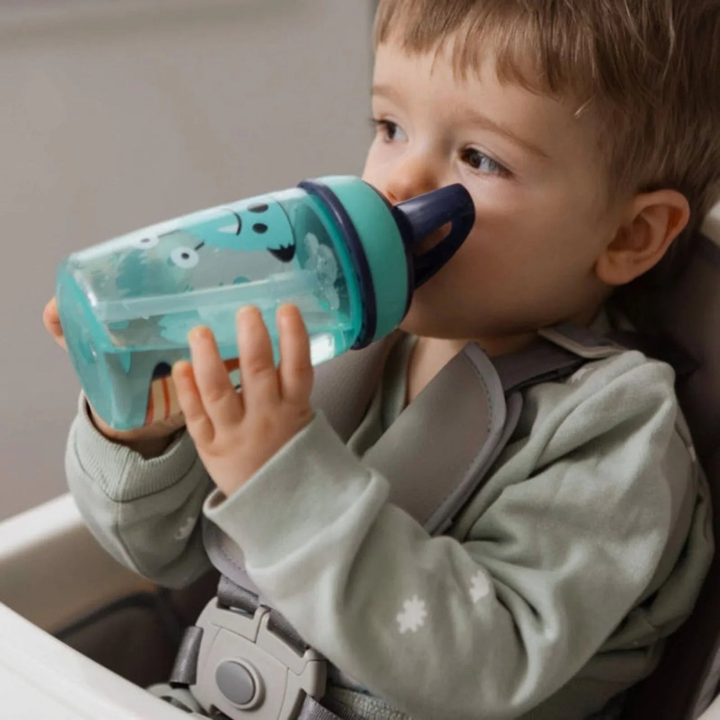 Nuby Mighty Swig Water Bottle Pack of 1 360ml - mezetto ebebek ebebek