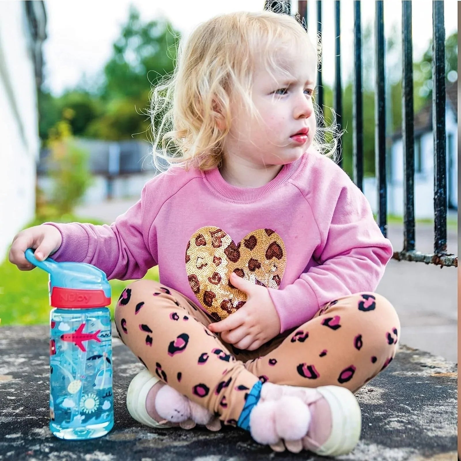 Nuby Super Quench Water Bottle Pack of 1 540ml - mezetto ebebek ebebek