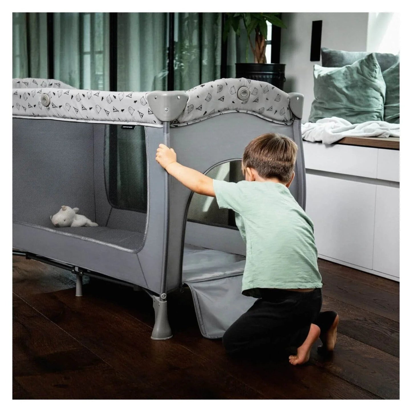 Outlet - Hauck Sleep N Play Center Bassinet Travel Cot & Playpen - Stars - mezetto ebebek ebebek