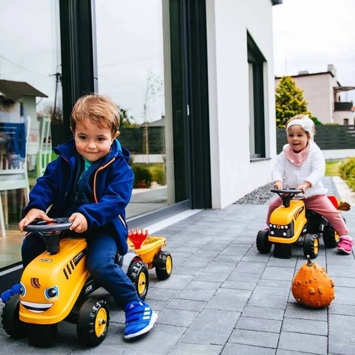Palplay JCB Ride On Tractor with Trailer - mezetto ebebek ebebek