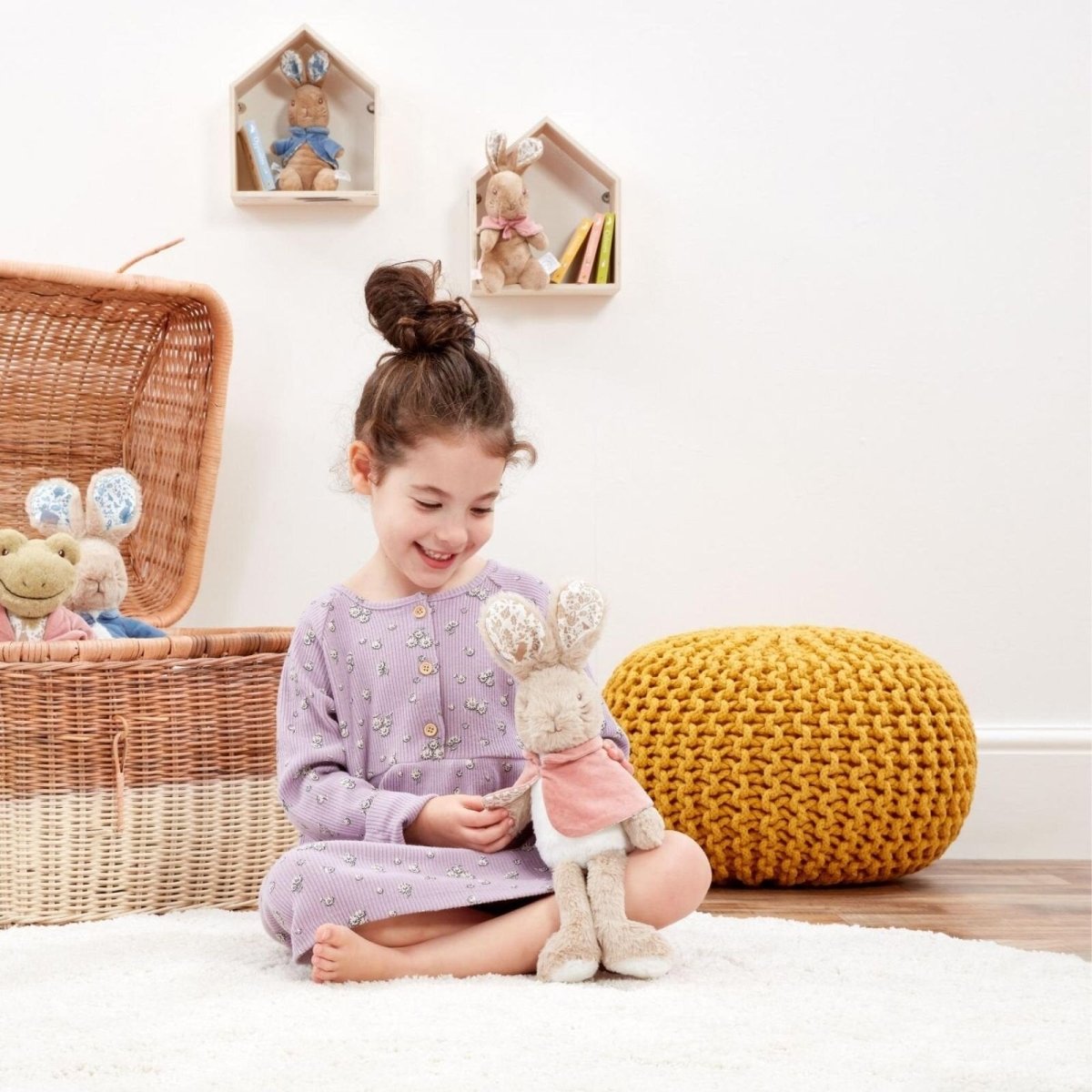 Peter Rabbit Flopsy Deluxe Soft Toy - mezetto ebebek ebebek