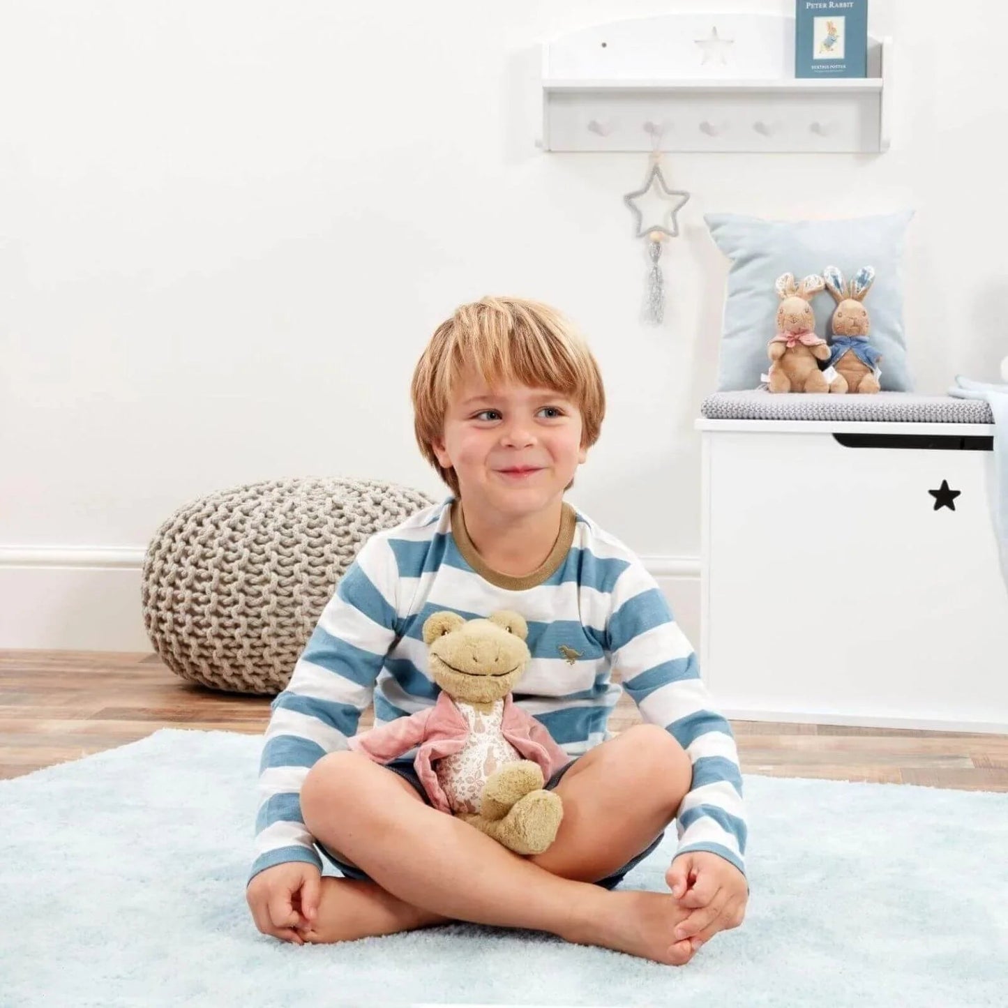 Peter Rabbit Jeremy Fisher Deluxe Soft Toy - mezetto ebebek ebebek